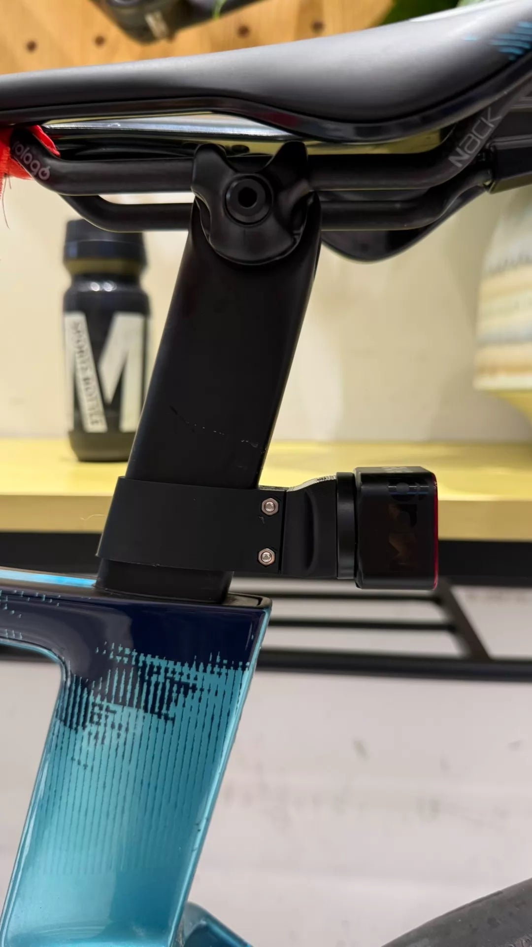 Seatpost Light & Radar Mount for XDS AD8 / AD9
