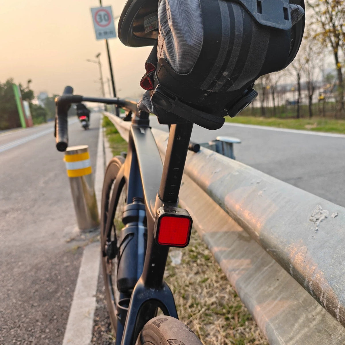 Seatpost light & radar mount for XDS RS8 / RS9 / AD350 - photo 8